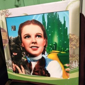 Westland The Wizard of Oz Dorothy Lighted Canvas.